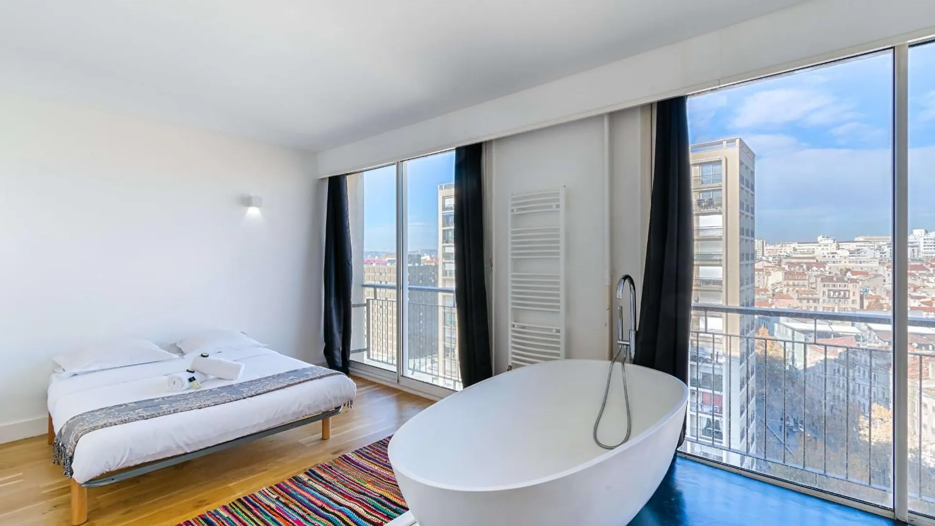 Vue Panoramique 360 Sur Tout Marseille Apartment